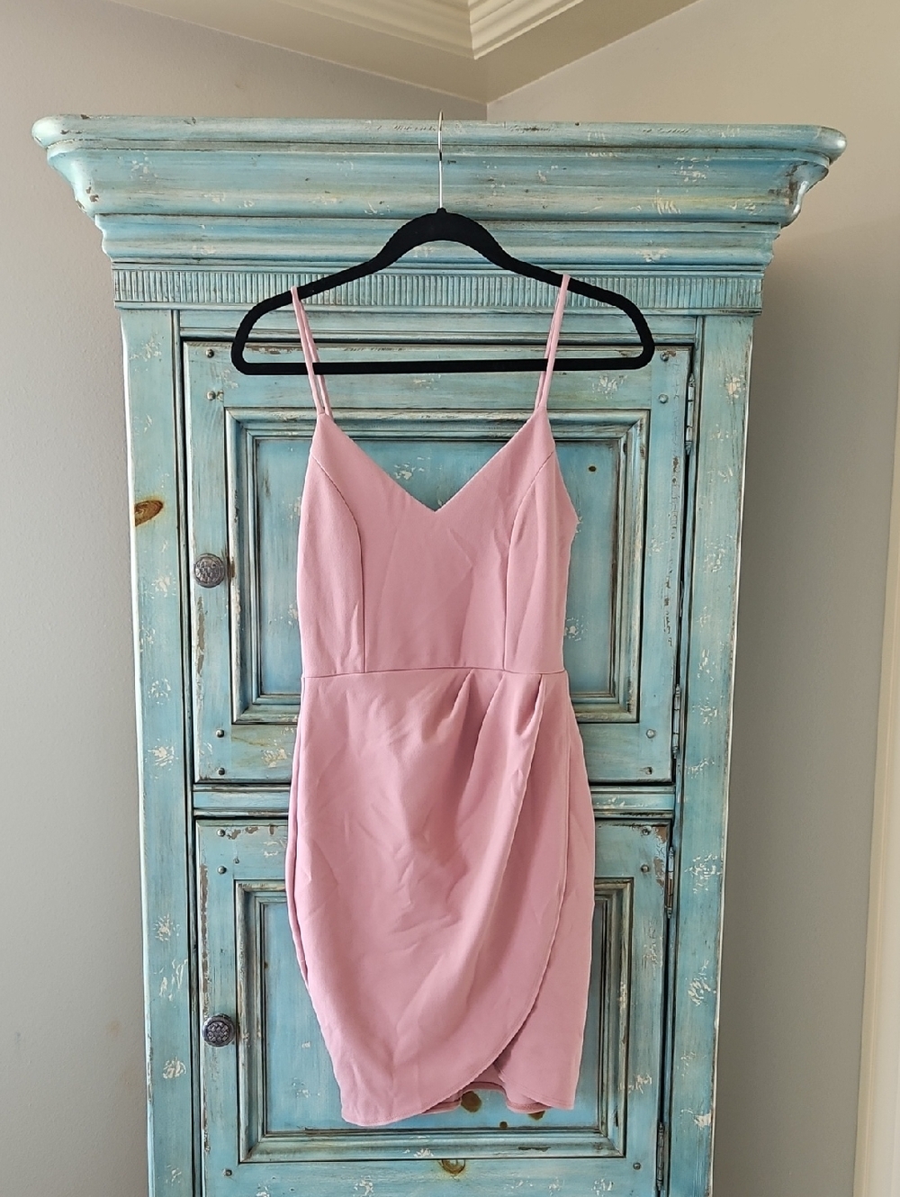 Lulu's Blush Pink Spaghetti Strap Wrap Mini Dress LIKE NEW NEVER WORN